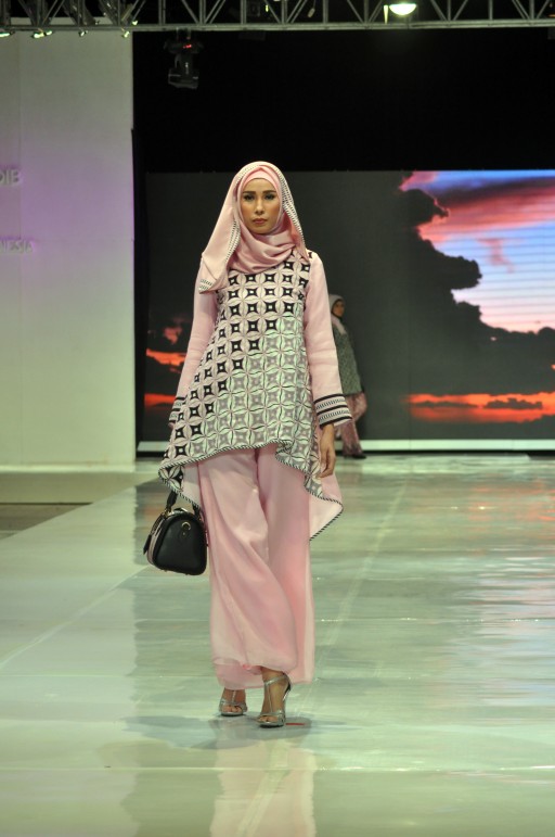 my lovely batik tuti adib