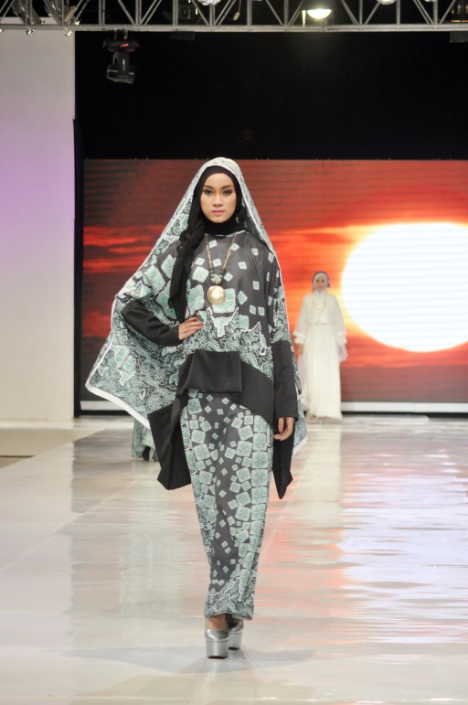 my lovely batik tuti adib