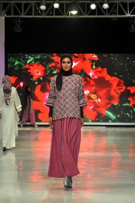 my lovely batik tuti adib