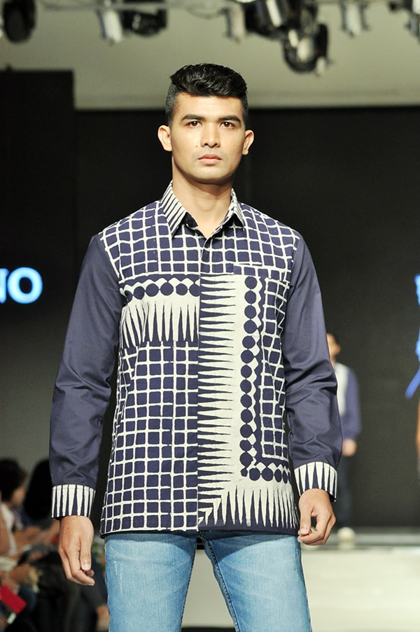 Batik Fashion - Model Baju Batik Indigo Ala Handy Hartono